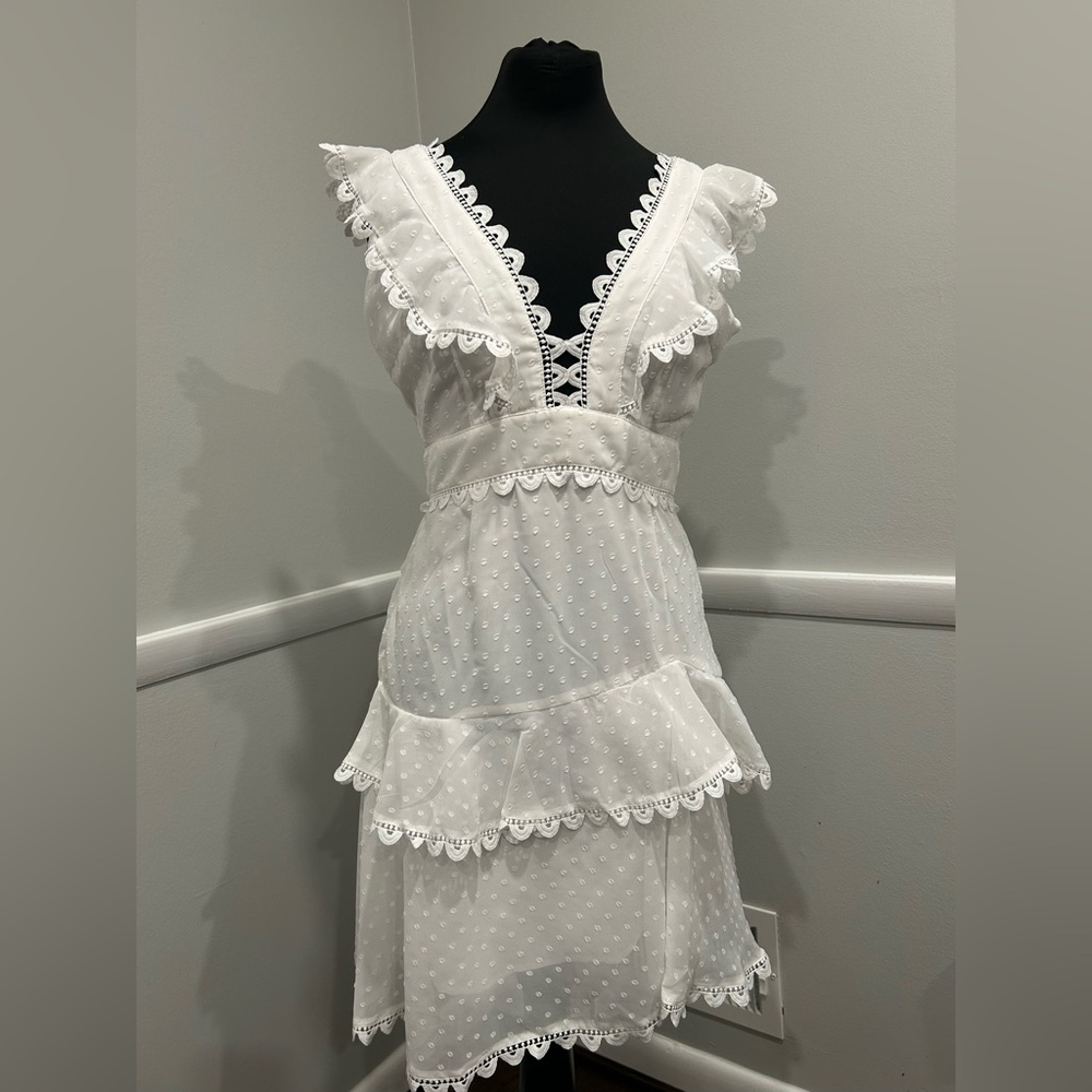 Minuet Petite White Lace Dress